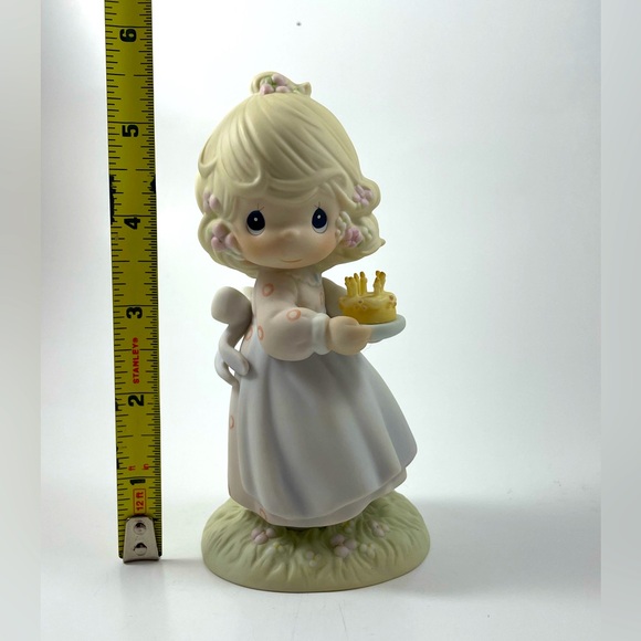 Precious Moments - Picture 5 of 6